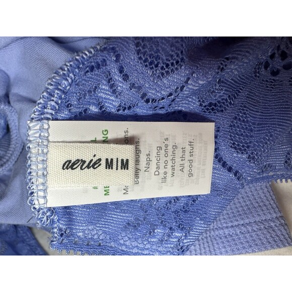 AERIE‎ Blue Lace Back Crop Tank with Built in Shelf Bra SIZE MEDIUM NWT - Picture 4 of 8